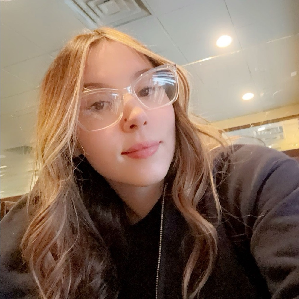 Meet your Posher, Alana